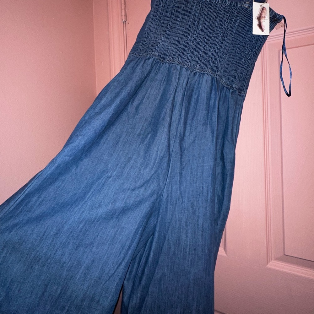 Jessica Simpson blue denim wide leg v-front smocked back jumpsuit size medium